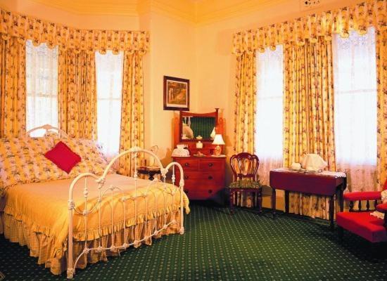 לינה וארוחת בוקר סטרהן Ormiston House חדר תמונה